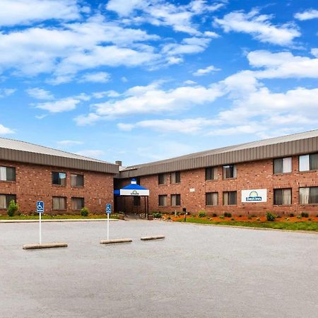 Days Inn By Wyndham Midland Zewnętrze zdjęcie